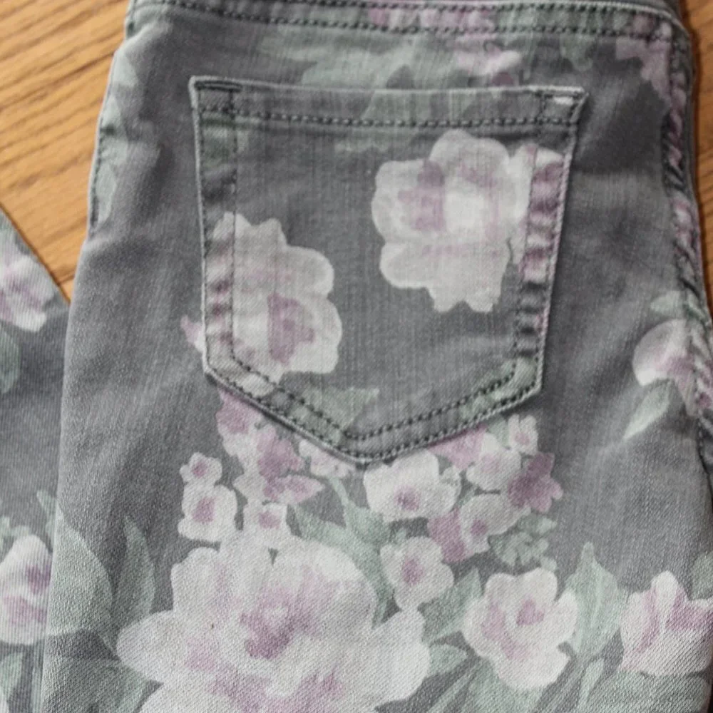 The Children's Place Gray Floral Jeggings